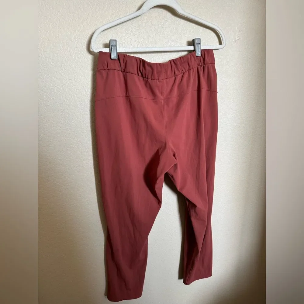 Lululemon On The Fly 7/8 Pant Chianti Size 10 Full On‎ Luxtreme